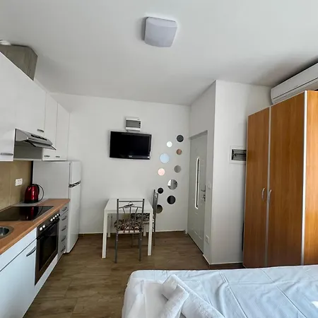 Central Apartmán *
