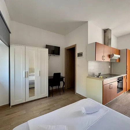 Apartments Central *