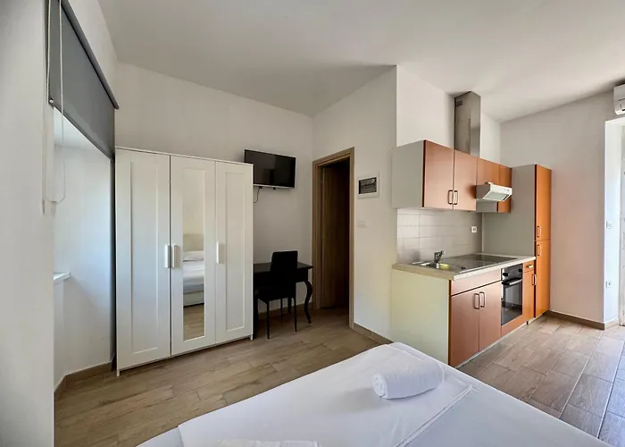 Apartments Central *