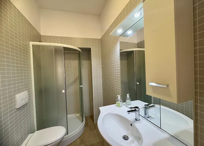 アパート Apartments Central コペル